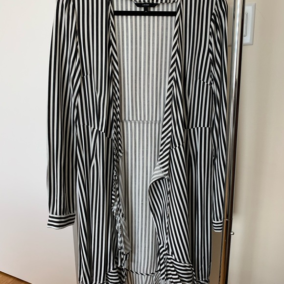 Vero moda- black and white striped dress - Picture 2 of 2